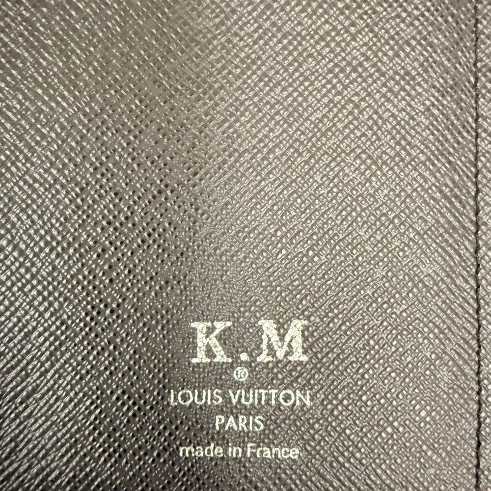 Louis Vuitton Taiga Leather Long Wallet – Black - Picture 10 of 15
